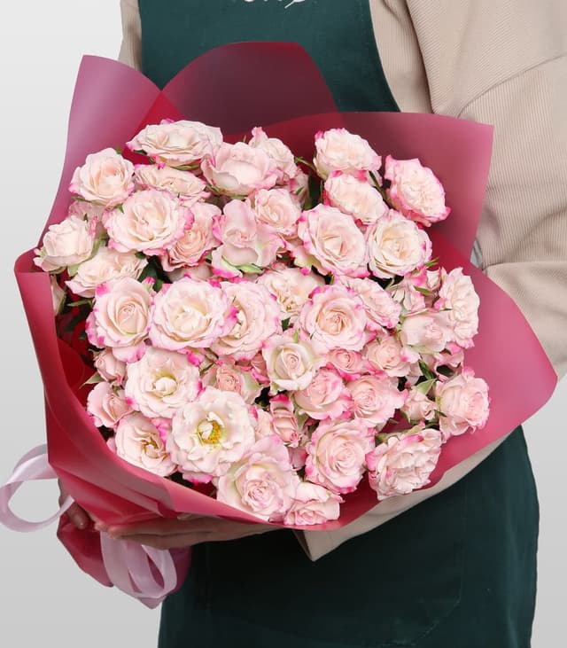 Букет кустовых Роз «Рефлекс заката»