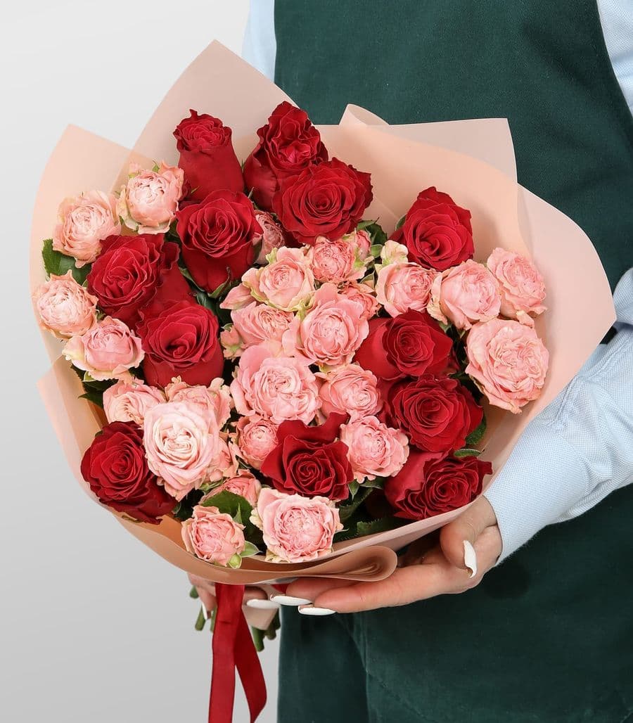 Букет из Роз «Нежность в багрянце»