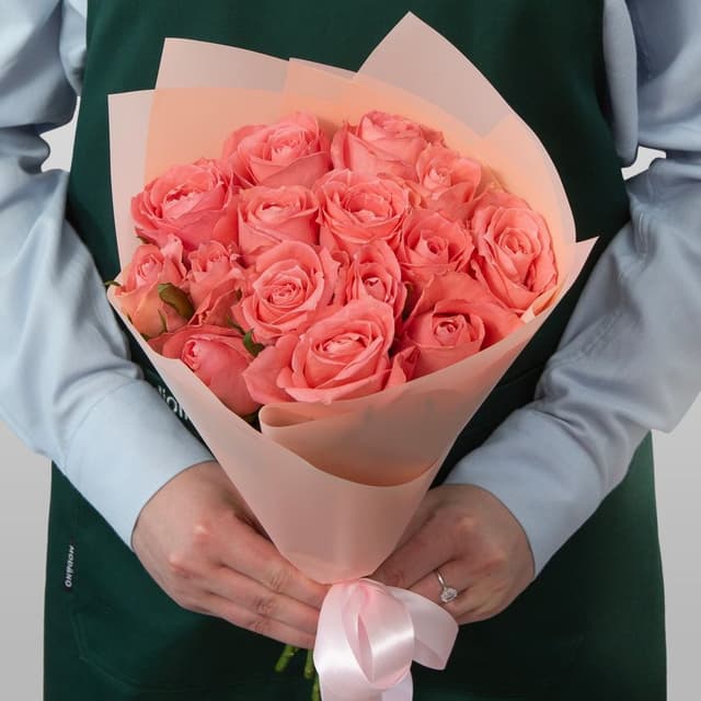 Букет Роз Кения 15 шт «Дыхание зари»