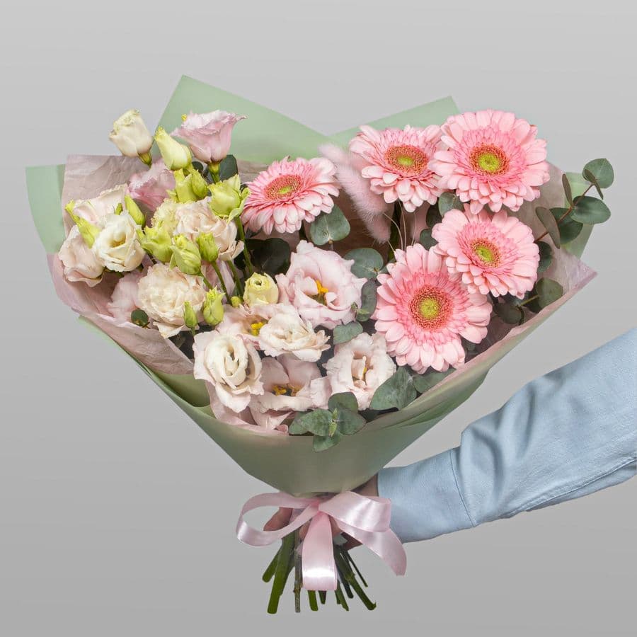 Букет из Лизиантуса и Гермини «Очарование момента»