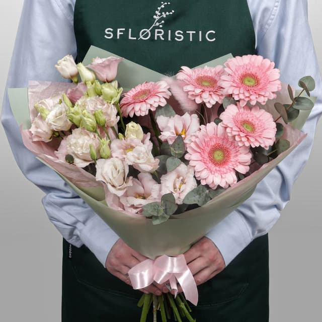 Букет из Лизиантуса и Гермини «Очарование момента»