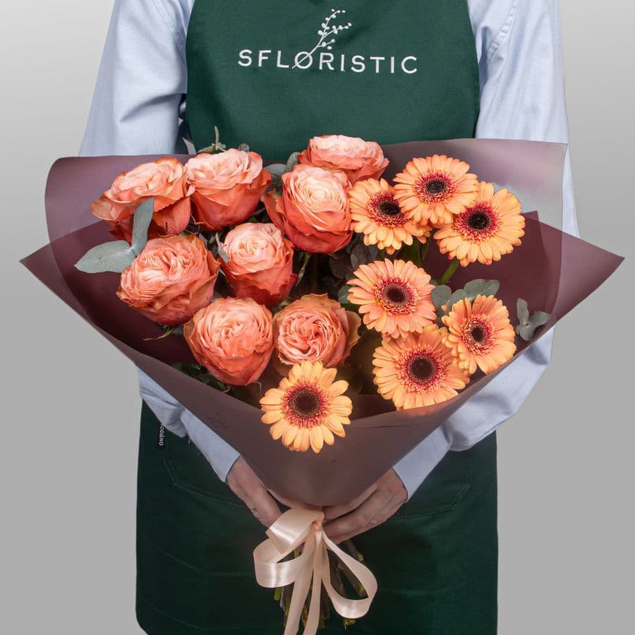 Букет из Роз Кахала и Гермини «Нежность юга»