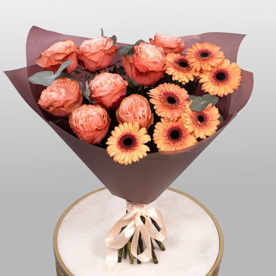 Букет из Роз Кахала и Гермини «Нежность юга»