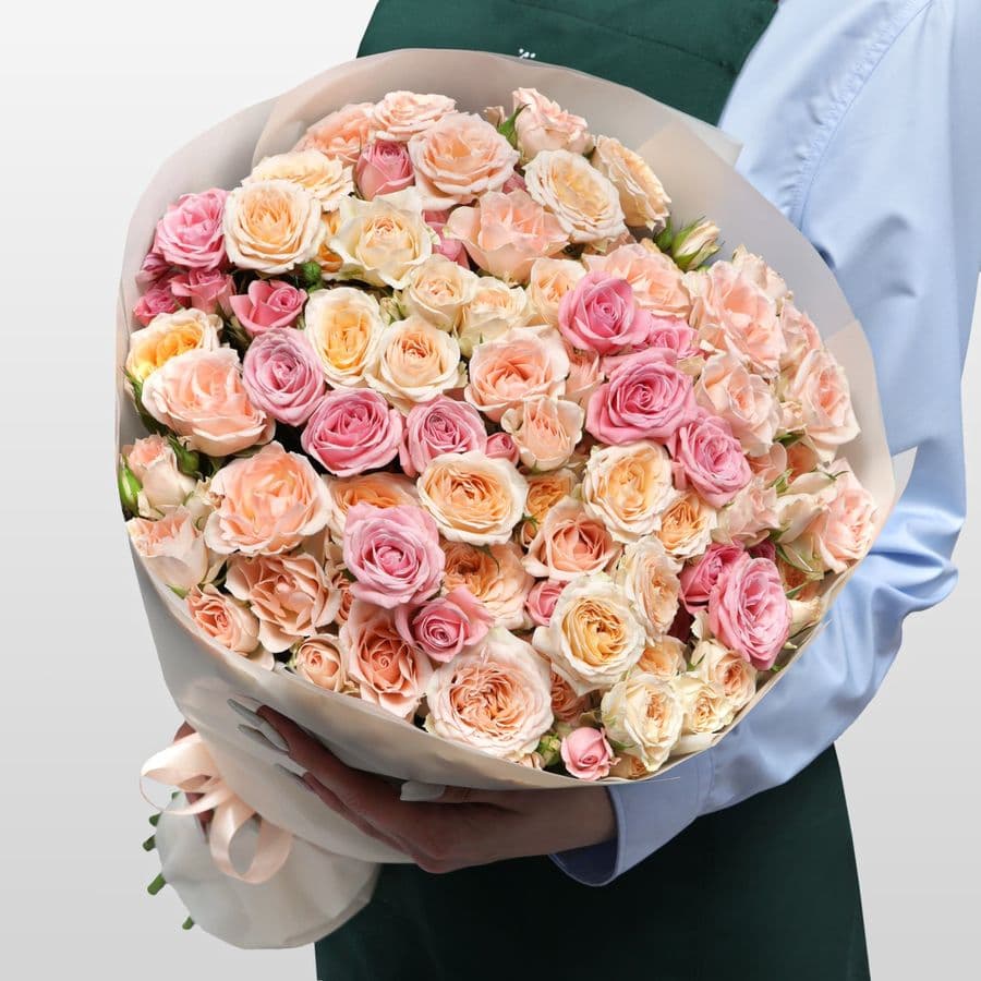 Букет Кустовых Роз «Нежнее нежного»