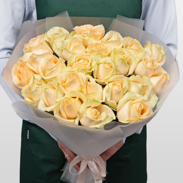 Букет Роз Россия 25 шт «Чистая гармония»