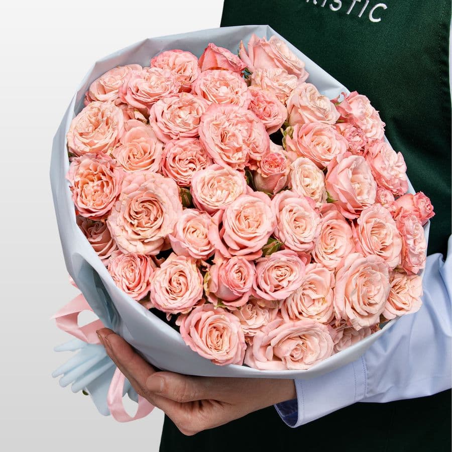 Букет из кустовой пионовидной Розы «Парижский поцелуй»