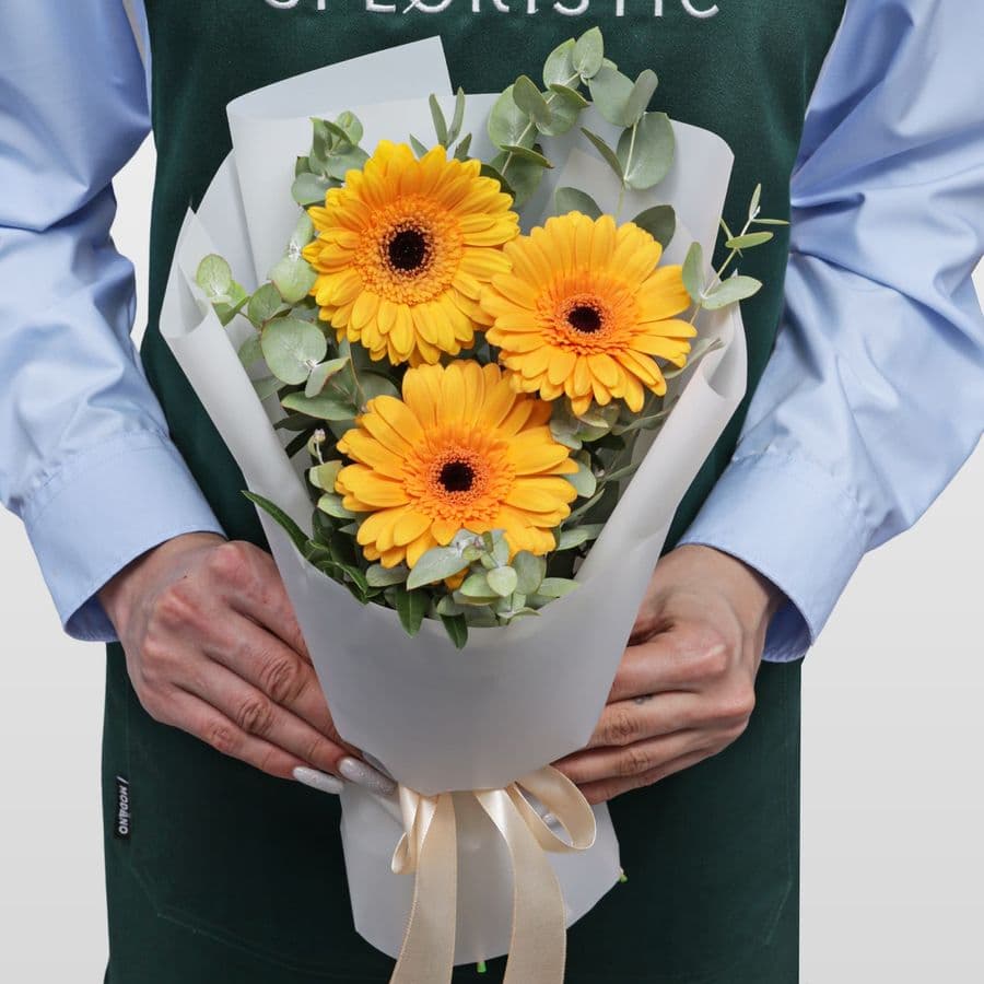 Букет из Гермини и Эвкалипта «Лучик радости»