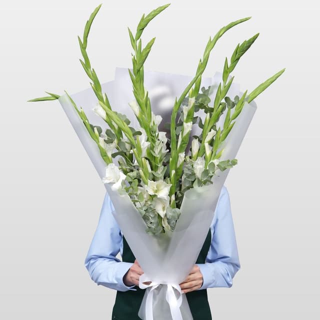 Букет из Гладиолусов и Эвкалипта «Сияние дня»