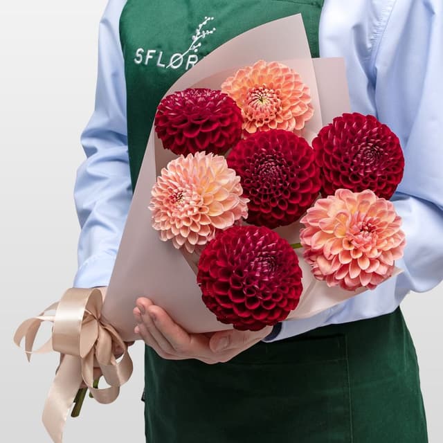 Букет из Георгин «Имбирный Глинтвейн»