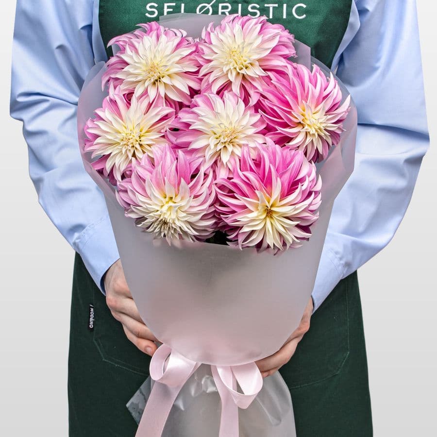 Букет из Георгин «Сахарное Облако»