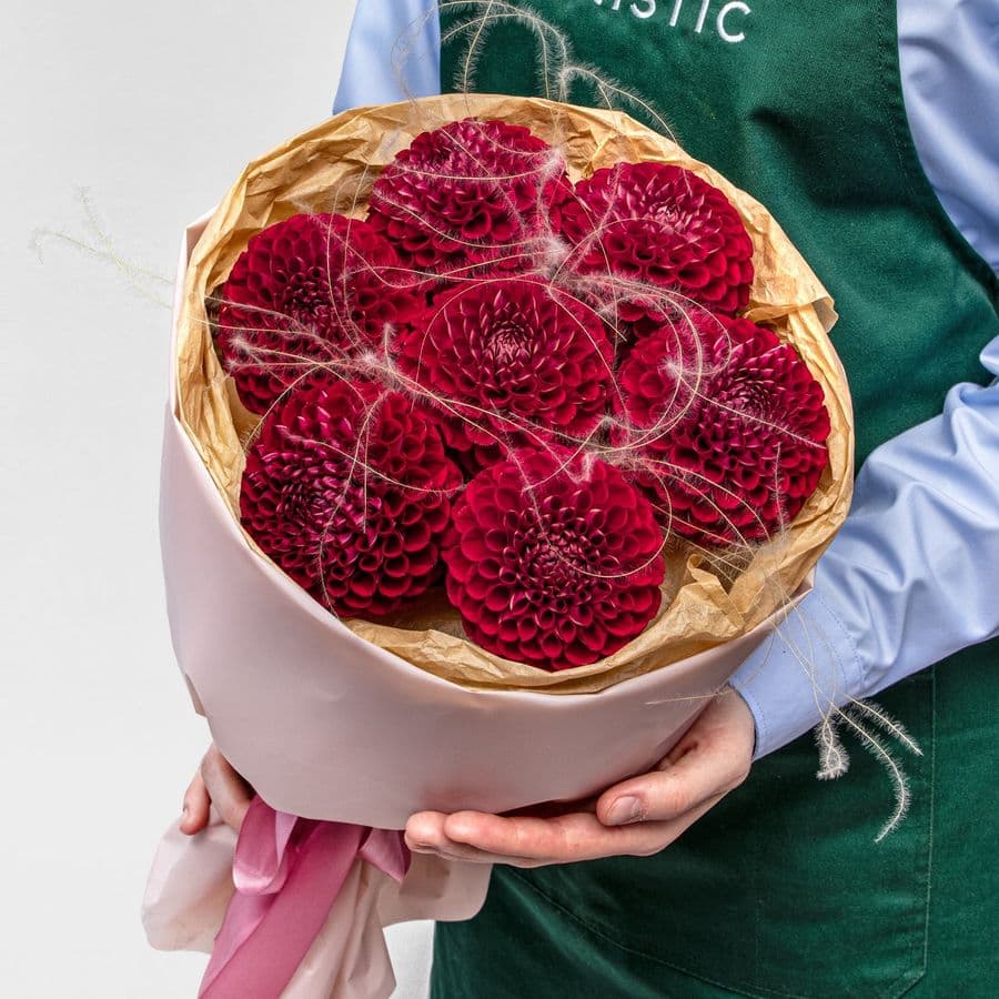 Букет из Георгин и Стифы «Королева Осени»