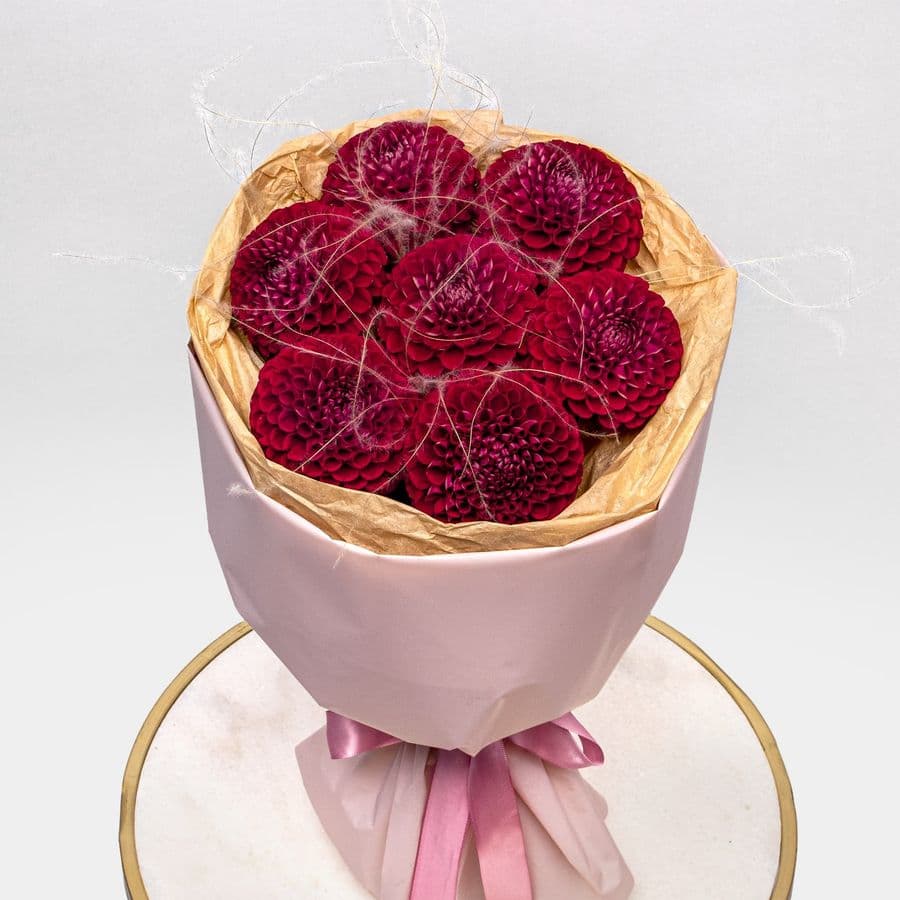 Букет из Георгин и Стифы «Королева Осени»