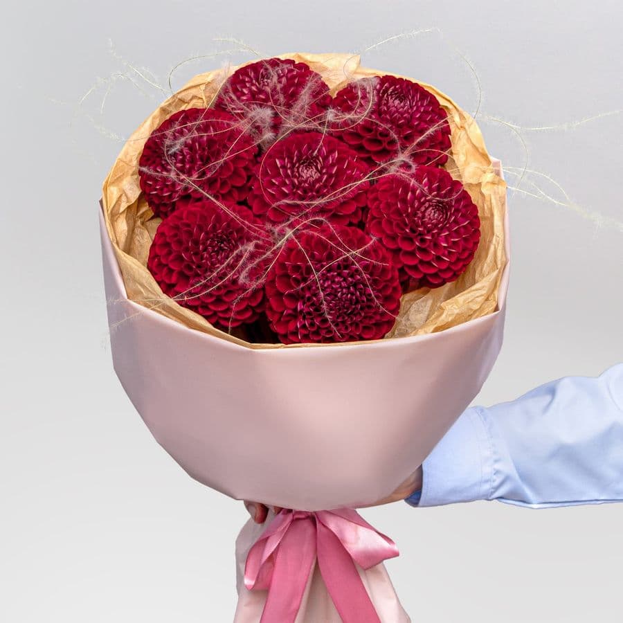 Букет из Георгин и Стифы «Королева Осени»