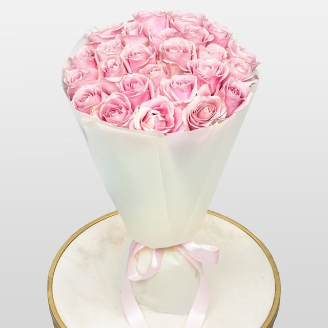 Букет из розовых Роз Россия 25 шт «Искренняя Нежность»