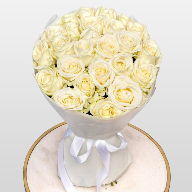 Букет из белых Роз Россия 25 шт «Белая Мечта»