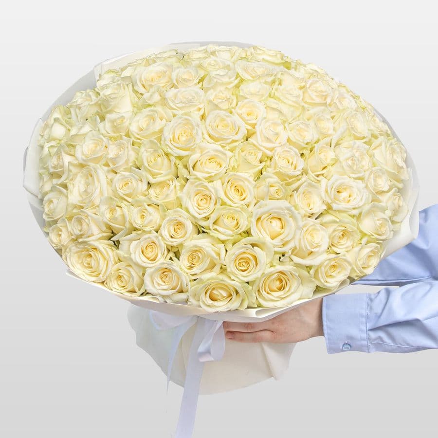 Букет из белых Роз Россия 101 шт «Абсолютная Роскошь»