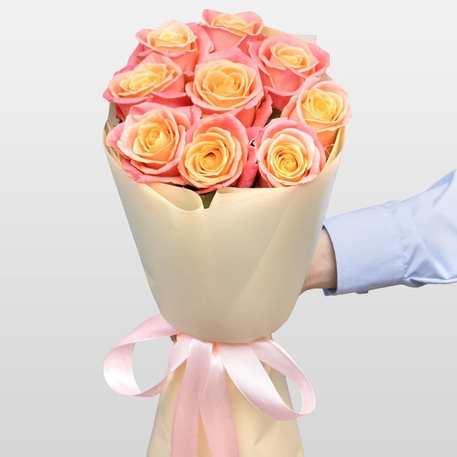 Букет из Роз Мисс Пигги 9 шт «Нежный Огонек»