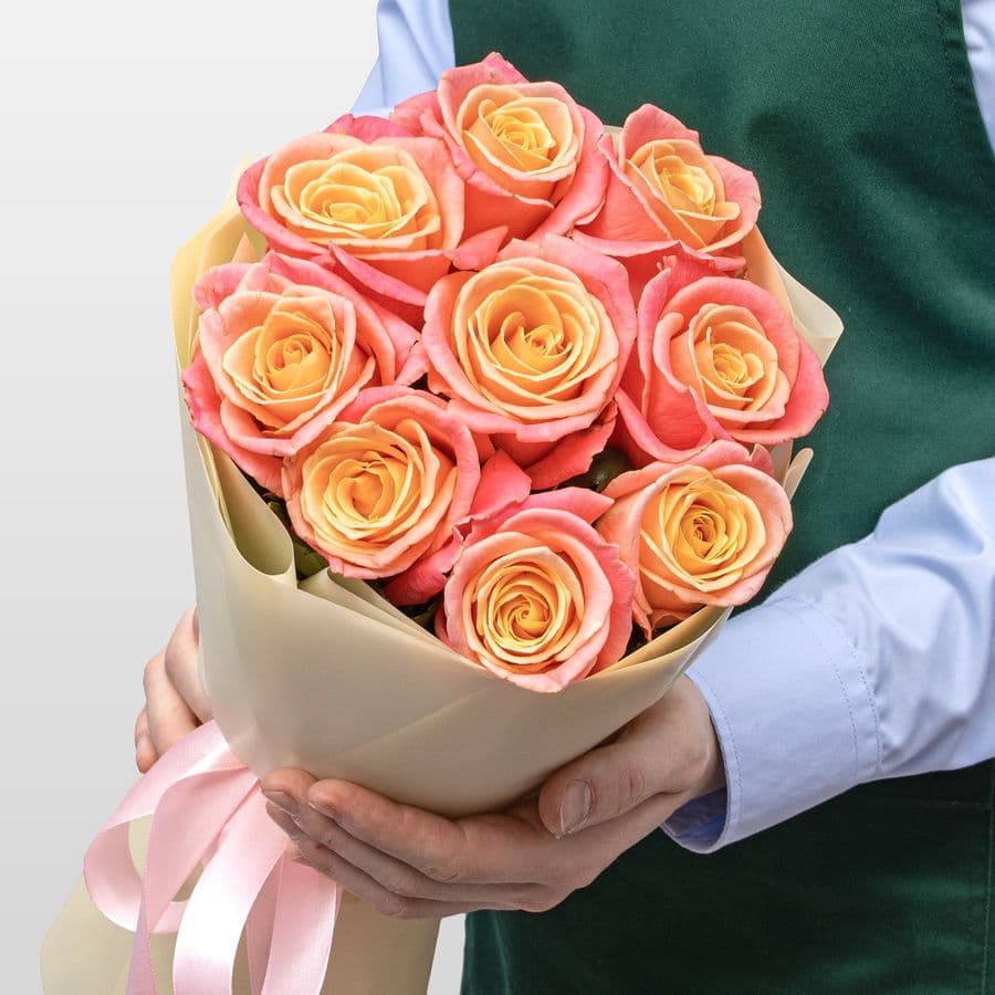 Букет из Роз Мисс Пигги 9 шт «Нежный Огонек»