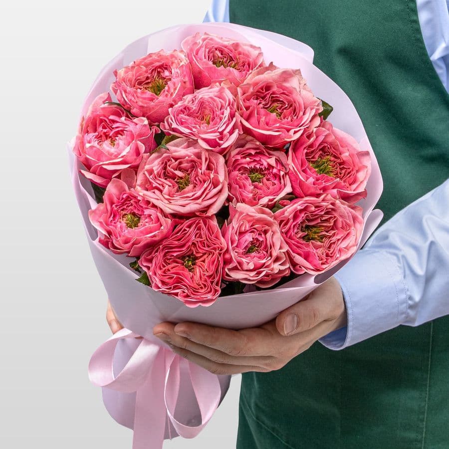 Букет из Пионовидных Роз Риджентс Парк 11 шт «Малиновый Мусс»