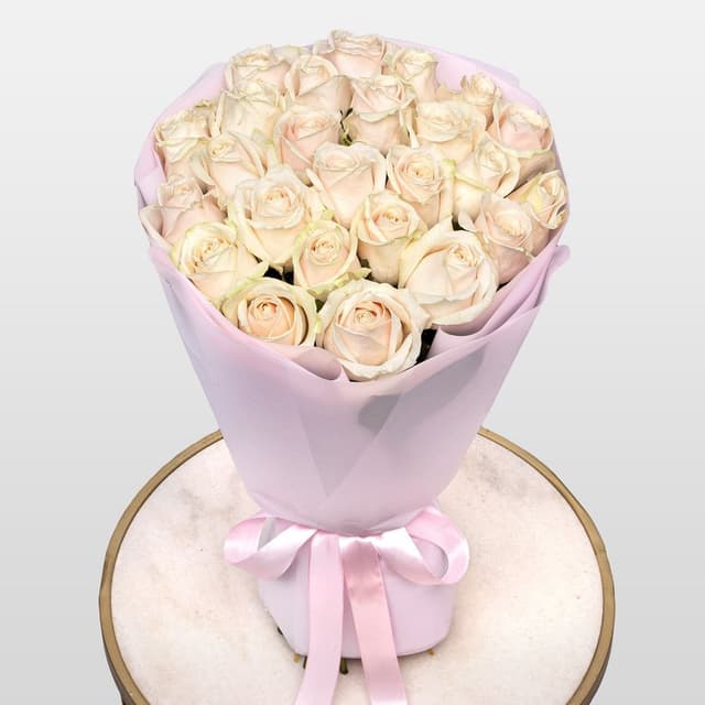 Букет из Роз Лилу 25 шт «Шелковая Роса»