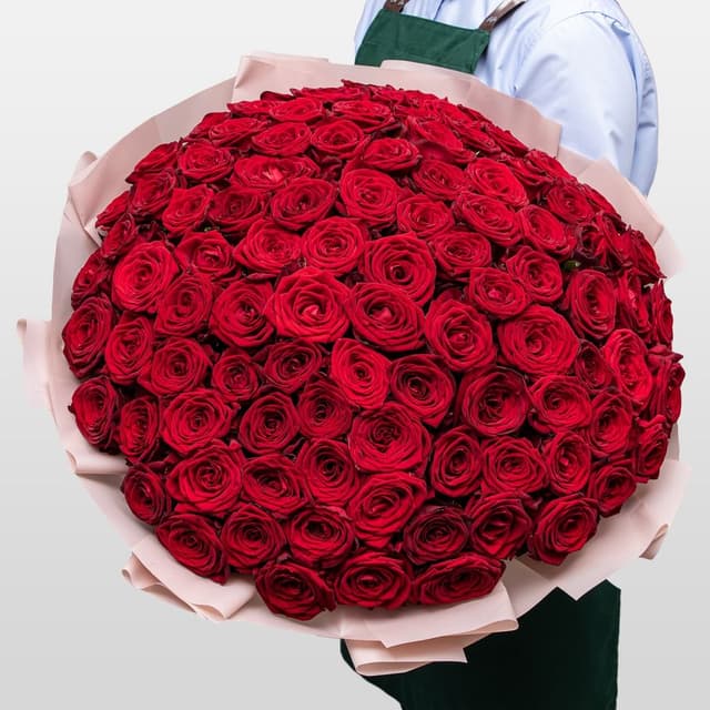 Букет из красных Роз Россия 101 шт «Эпоха Чувств»
