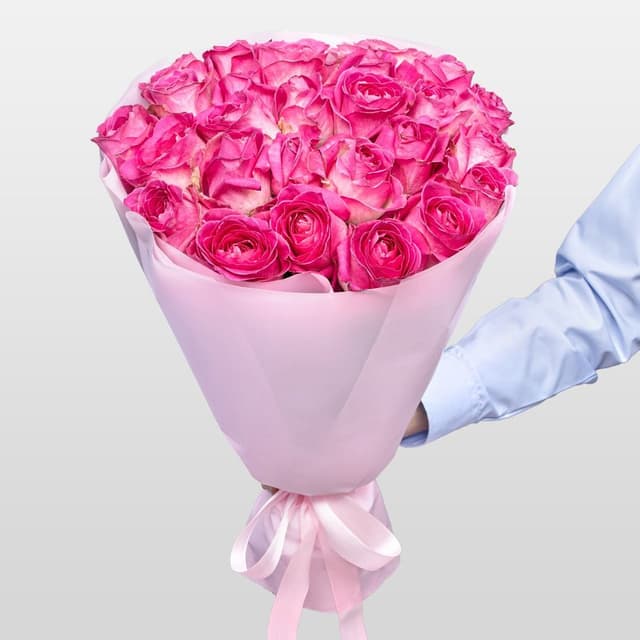 Букет из Роз Либерти 25 шт «Любовное Письмо»