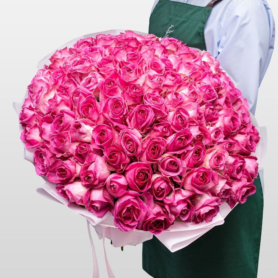 Букет из Роз Либерти 101 шт «Объятие Сердца»