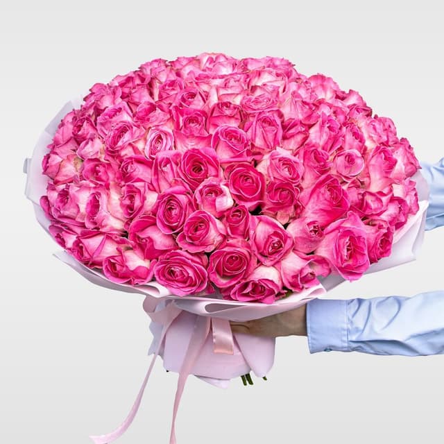 Букет из Роз Либерти 101 шт «Объятие Сердца»