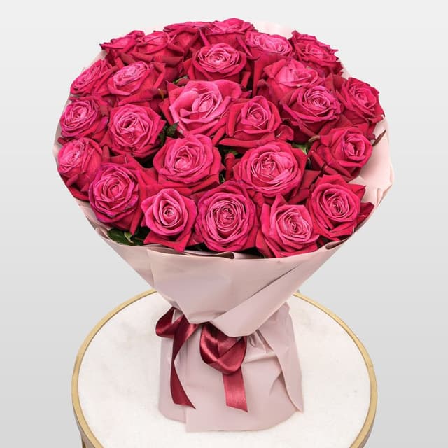 Букет из Роз Шангрила 25 шт «Малиновый Шарм»