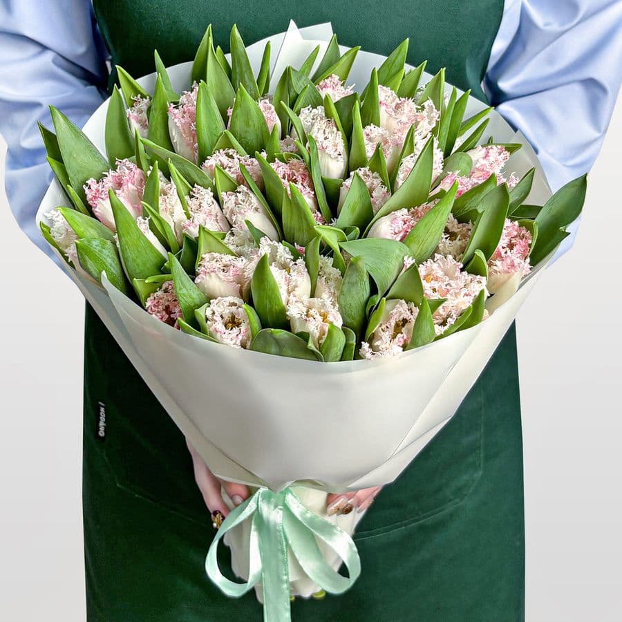 Букет махровых бело-розовых Тюльпанов 51 шт «Хрустальный Край»