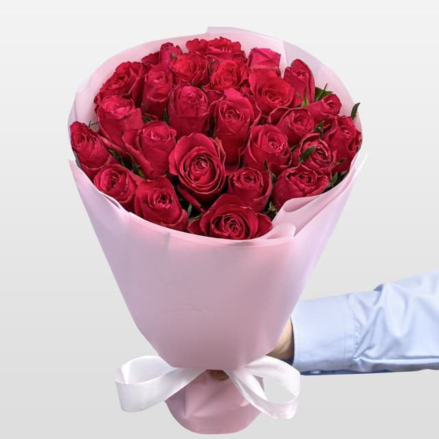 Букет малиновых Роз Кения 40 см 25 шт «Сны Кармен»