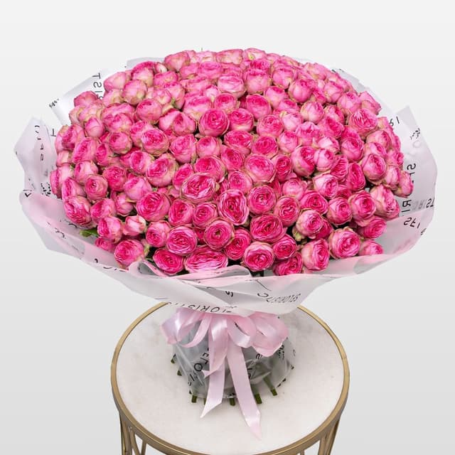 Букет из Кустовых Пионовидных Роз 51 шт «Волшебный Момент»