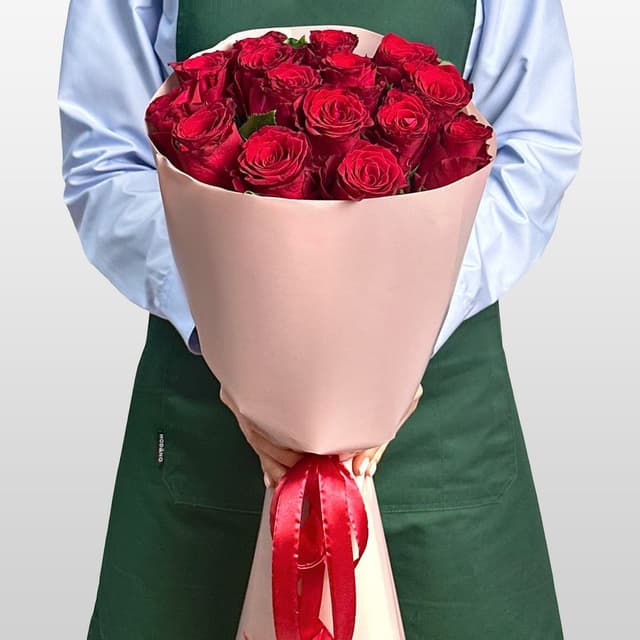 Букет из красных Роз 80 см 15 шт «Тихий Восторг»