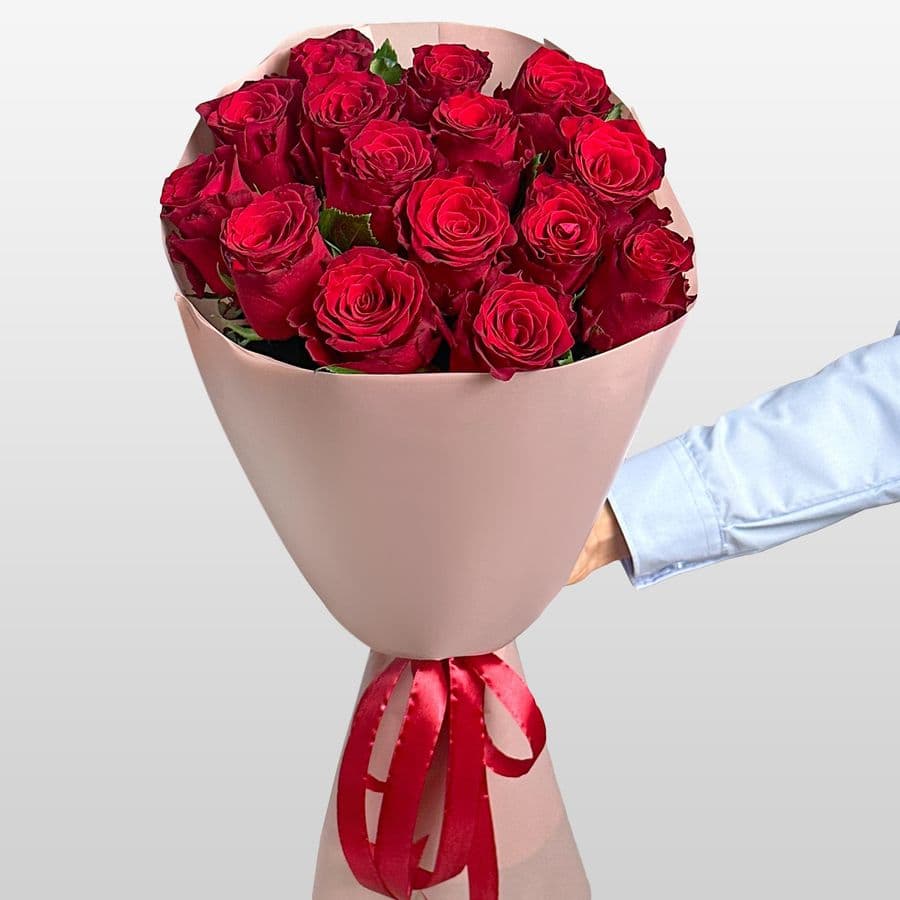 Букет из красных Роз 80 см 15 шт «Тихий Восторг»