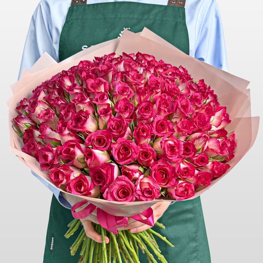 Букет из розовых Роз Кения 40 см 101 шт «Притяжение»