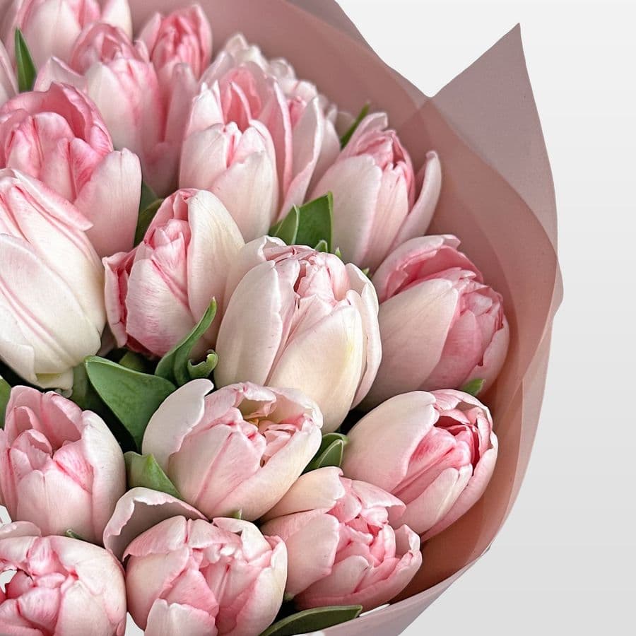 Букет из нежно-розовых Тюльпанов 25 шт «Улыбка Нимфы»