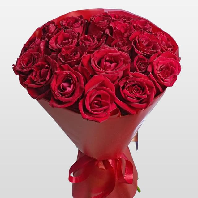 Букет из красных Роз Кения 60 см 21 шт «Искушение»