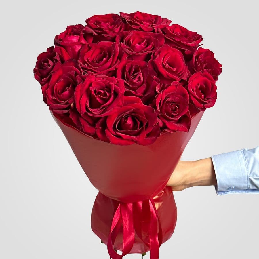 Букет из красных Роз Кения 60 см 15 шт «Аромат Желаний»