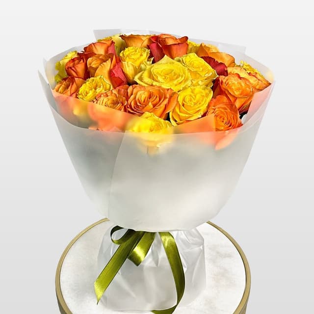 Букет из Роз Кения 60 см желто-оранжевый микс 31 шт «Осенний Поцелуй»