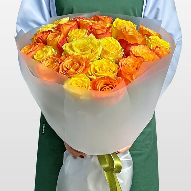 Букет из Роз Кения 60 см желто-оранжевый микс 31 шт «Осенний Поцелуй»