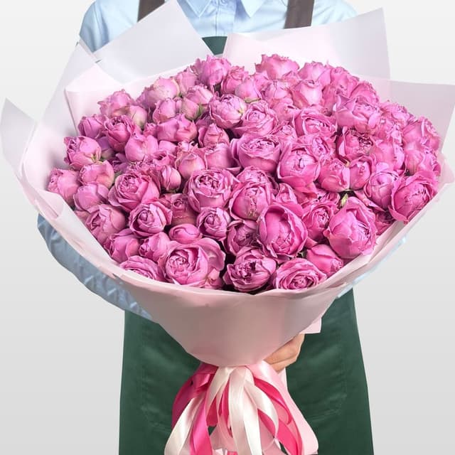 Букет из Кустовых Пионовидных Роз Мисти Баблс 51 шт «Пышное великолепие»