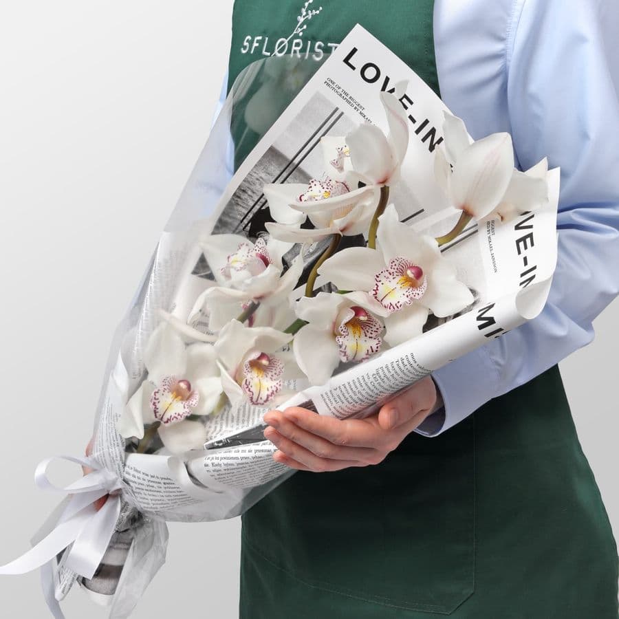 Букет из ветки Белой Орхидеи «Чистый Лист»