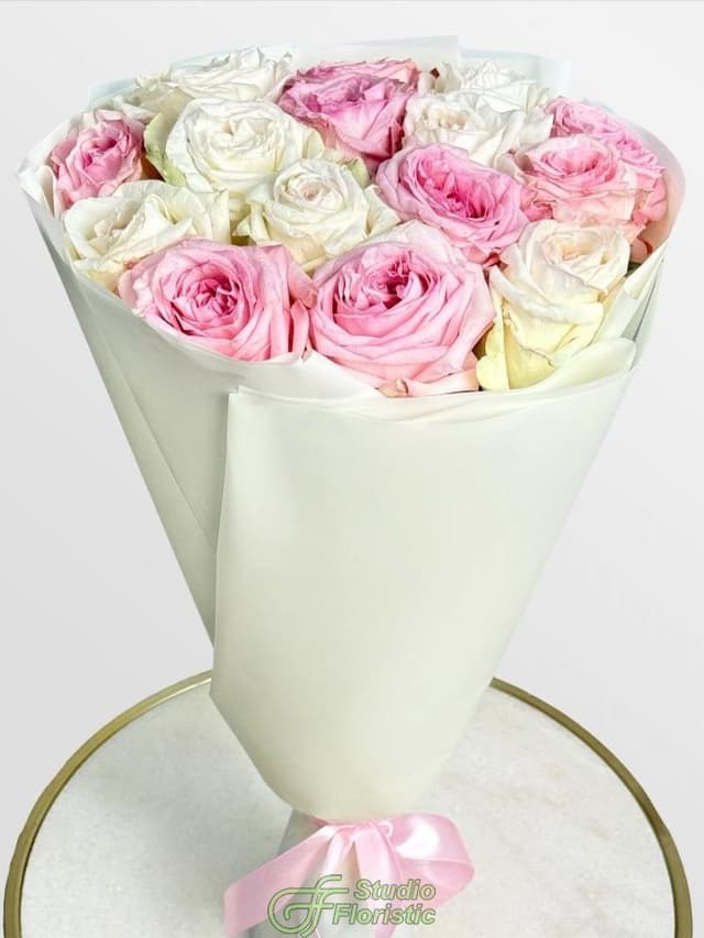 Букет из Пионовидных Роз 15 шт «Счастье вдвоем» Букет из Пионовидных Роз 15 шт «Счастье вдвоем»