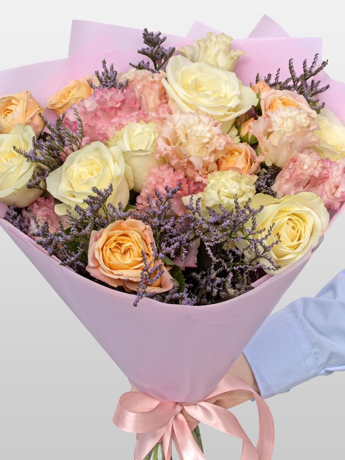 Букет из Роз, Эустомы и Лимониума «Миг нежности»