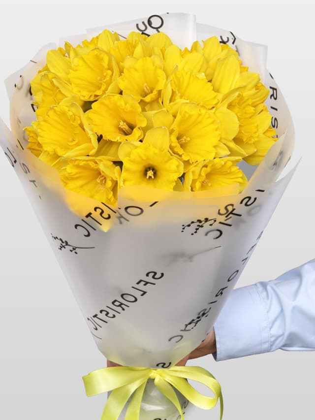 Букет из Желтых Нарциссов 21 шт «Кусочек солнца» Букет из Желтых Нарциссов 21 шт «Кусочек солнца»