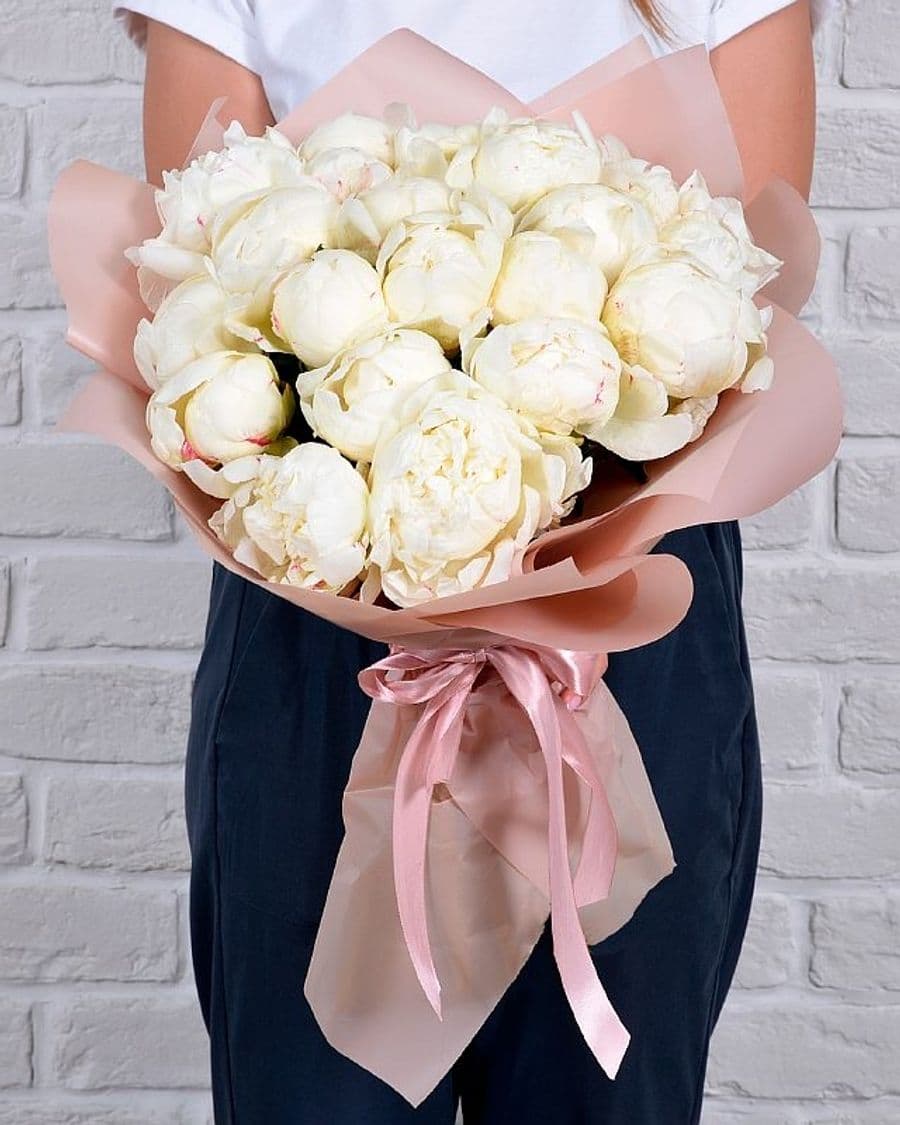 Букет из белых Пионов «Белый ангел» 21шт.