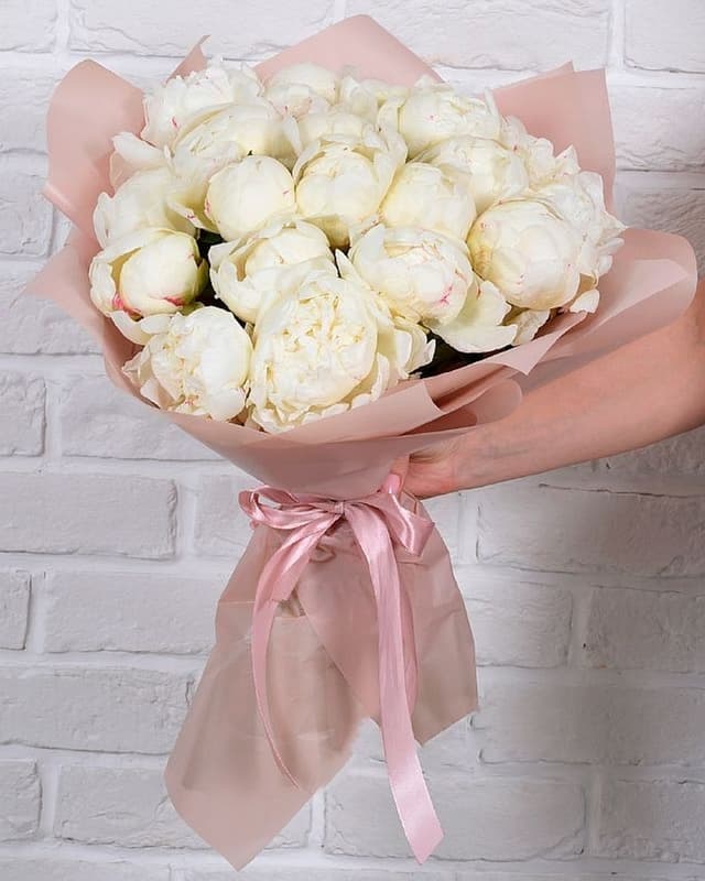 Букет из белых Пионов «Белый ангел» 21шт. Букет из белых Пионов «Белый ангел» 21шт.