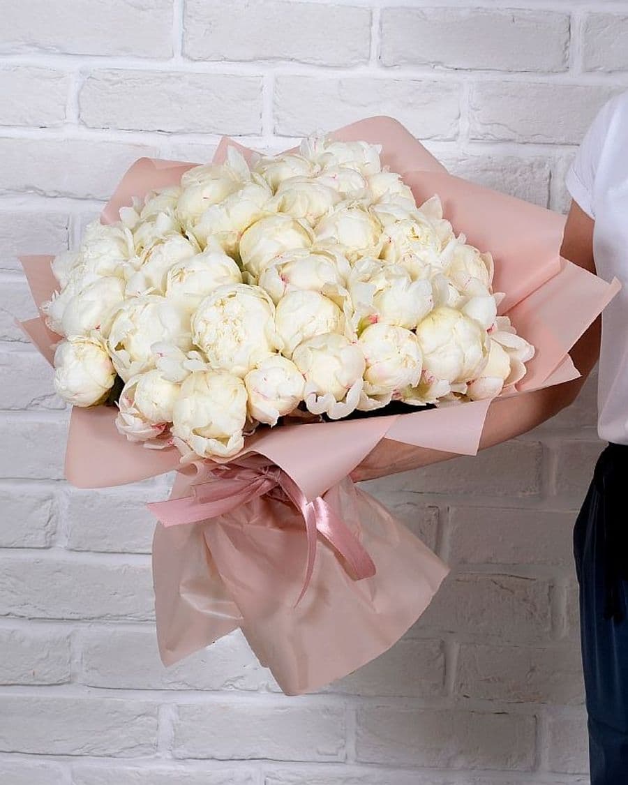 Букет из белых Пионов «Белый ангел» 31шт.