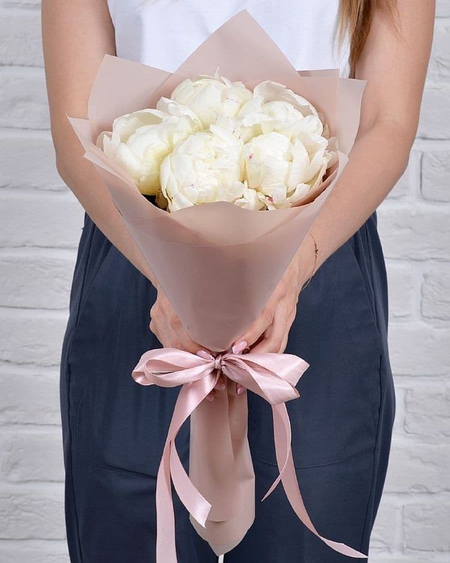 Букет из белых Пионов «Белый ангел» 5шт.