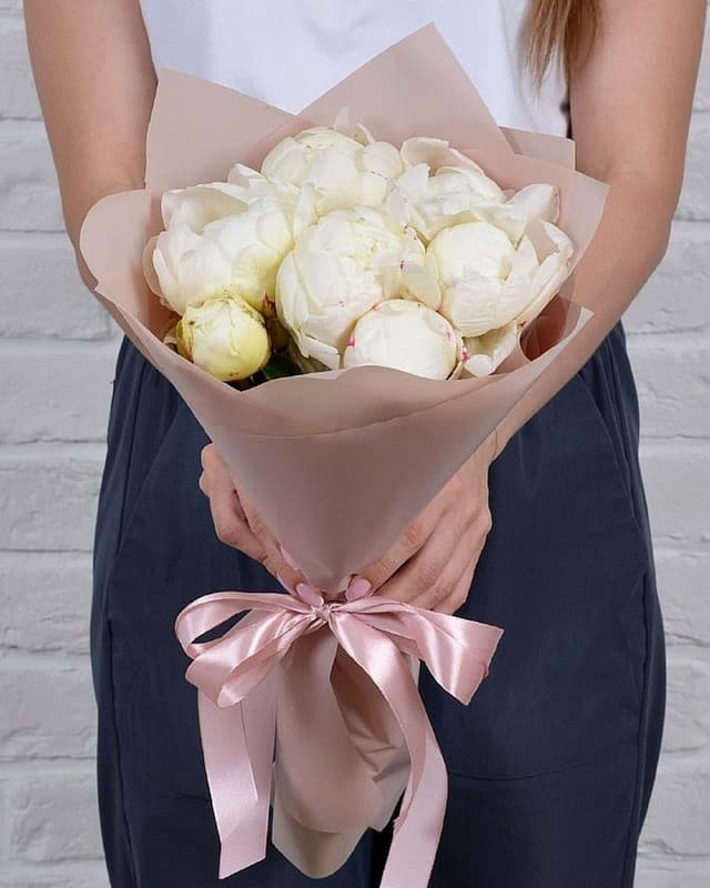 Букет из белых Пионов «Белый ангел» 7шт Букет из белых Пионов «Белый ангел» 7шт